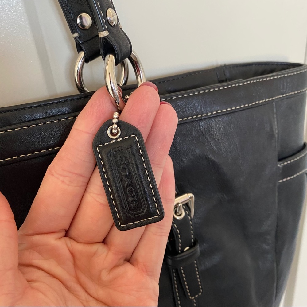 COACH genuine leather tote - Picture 10 of 10